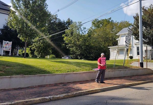 Man Spends Every Friday Sharing Gospel on Main Street