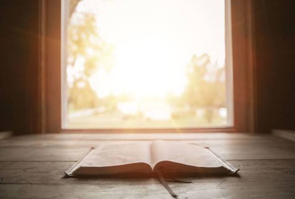 1 Corinthians 11 Head Coverings: Is Hair Enough or Do Women Need More?